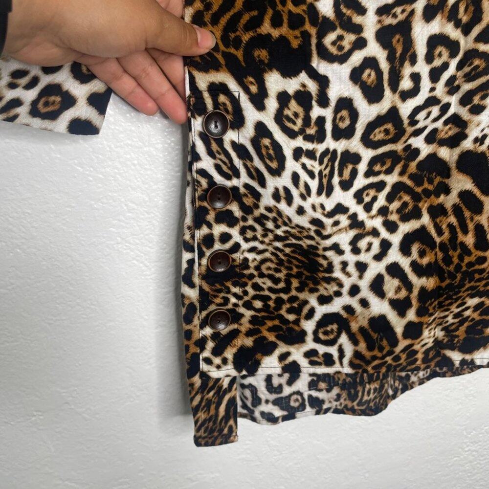East 5th Womens Top Size XS Animal Print 3/4 Sleeve Button Front Shirt - Picture 8 of 15